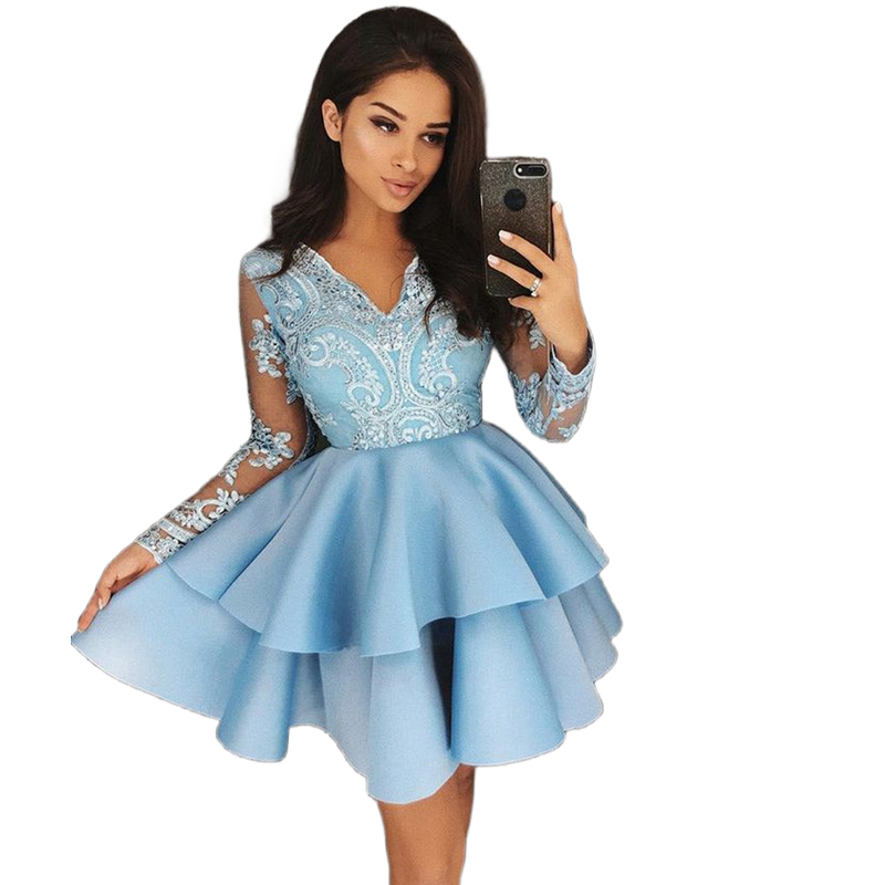 Long Sleeves Prom Dresses Short A Line Tiered Satin Homecoming Dress V-Neck Lace Appliques Light Sky Blue Simple Special Occasion Party Gowns