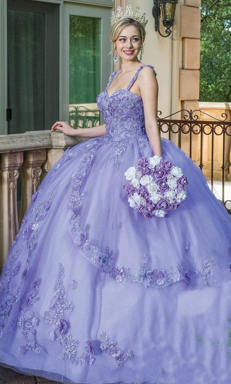 Lavender Princess Quinceanera Dresses With Flowers Lace Appliques Straps Sweetheart Ball Gown Tulle Prom Brithday Sweet 15 Party Dress For Girls Custo