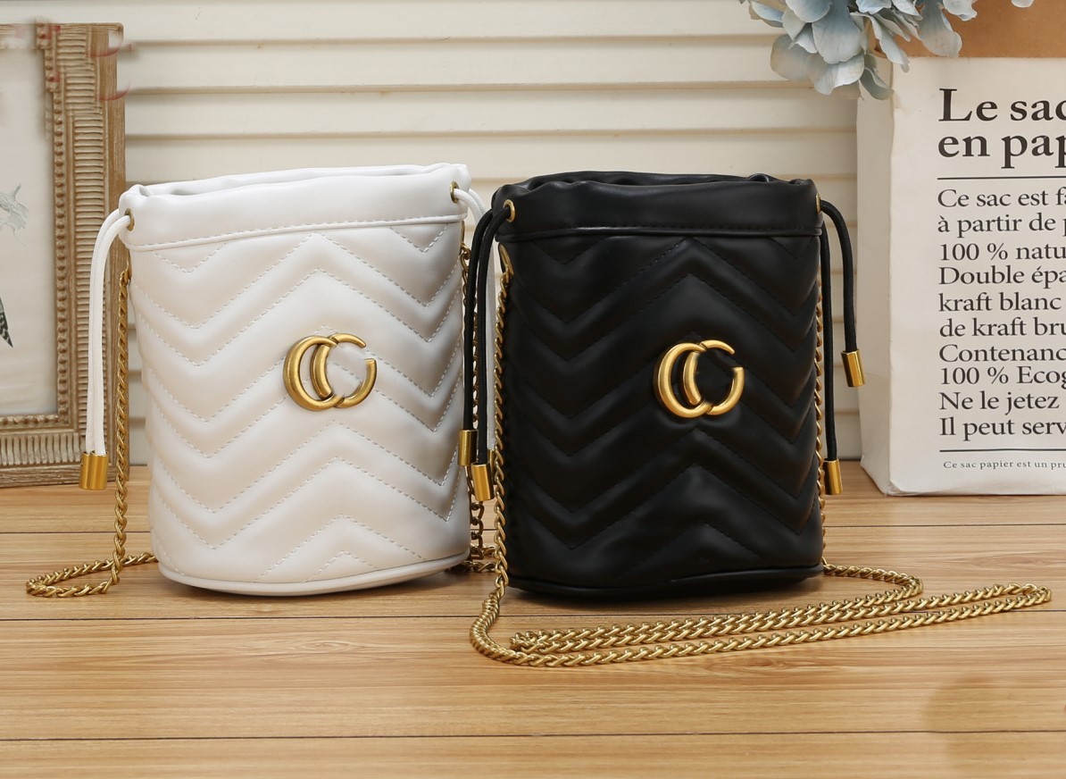 AAA Luxurys Designers Real Leather Classic bags handbags purses cannes petit noe modeling crossbody bucket bag Purse bag Cylinder package, Customize
AAA Luxurys Designers Real Leather Classic bags handbags purses cannes petit noe modeling crossbody bucket bag Purse bag Cylinder package, Customize