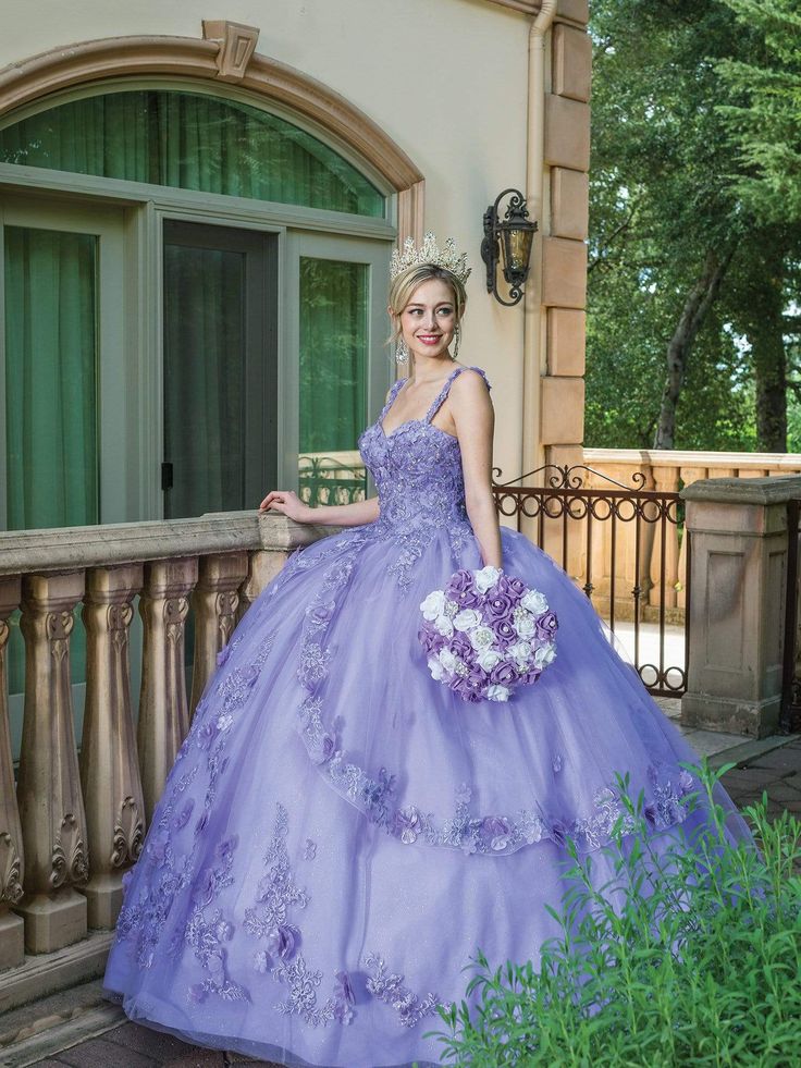 Lavender Princess Quinceanera Dresses With Flowers Lace Appliques Straps Sweetheart Ball Gown Tulle Prom Brithday Sweet 15 Party Dress For Girls Custo