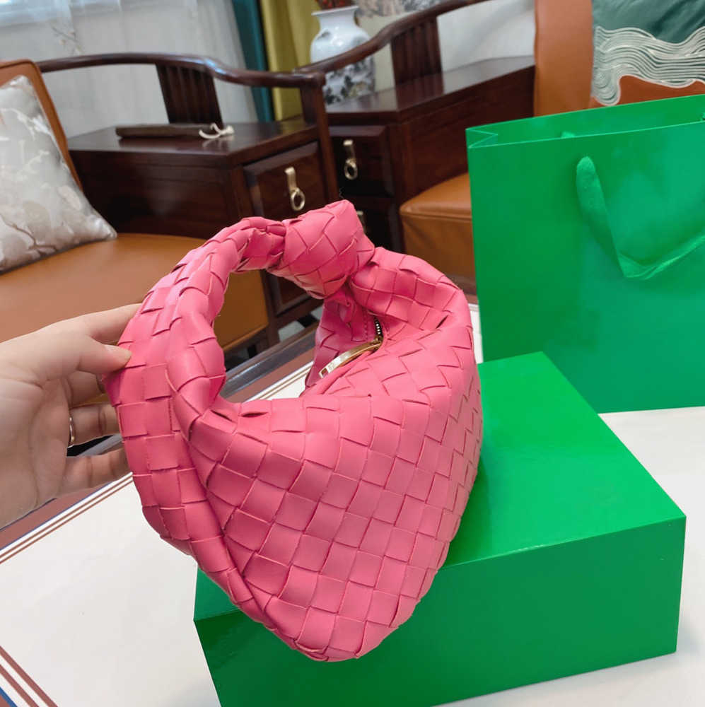 Luxury Cloud Large Woven Underarm Tote Bags Women Designer TEEN JODIE Genuine Leather Bvb Crossbody Classic Famous Bvlgary Hobo Handbag Shoulder Clutch Bag, Pink
Luxury Cloud Large Woven Underarm Tote Bags Women Designer TEEN JODIE Genuine Leather Bvb Crossbody Classic Famous Bvlgary Hobo Handbag Shoulder Clutch Bag, Pink