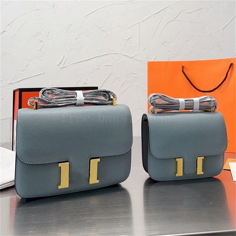 Designer bag Luxury Women's Shoulder Bag Gold Hardware H Crossbody Bag Classic Handbag Purse Cowhide Leather Men's Messenger Bag with Box 23cm handbag, H3
Designer bag Luxury Women's Shoulder Bag Gold Hardware H Crossbody Bag Classic Handbag Purse Cowhide Leather Men's Messenger Bag with Box 23cm handbag, H3
