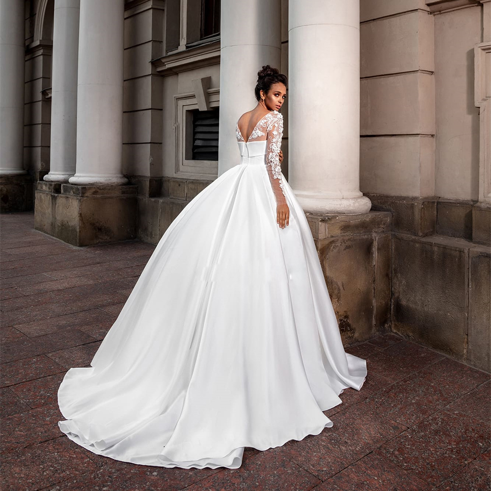 Romantic Sheer Neck Wedding Dresses Lace Appliques Draped Ball Gown Bridal Gowns With Long Sleeve