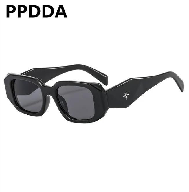 Luxury Brand Polarized Designer Mens Women Pilot Sunglasses UV400 Eyewear Glasses Metal Frame Polaroid Lens Sun Glasses
Luxury Brand Polarized Designer Mens Women Pilot Sunglasses UV400 Eyewear Glasses Metal Frame Polaroid Lens Sun Glasses