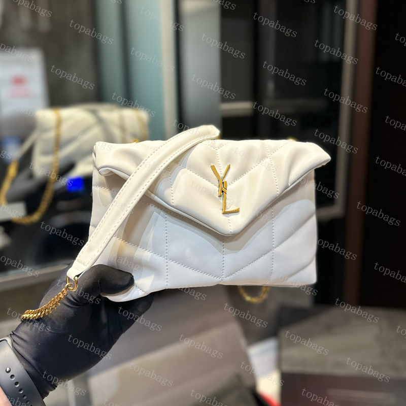 Women Designer Shoulder Bags Real Leather lambskin Classic Cloud Bag Fashion Chain Lady Luxury Messenger Bag Soft Crossbody Bags, No.6
Women Designer Shoulder Bags Real Leather lambskin Classic Cloud Bag Fashion Chain Lady Luxury Messenger Bag Soft Crossbody Bags, No.6