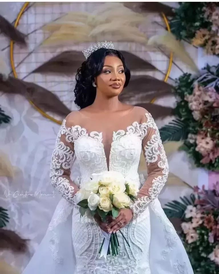 Gorgeous African White Lace Mermaid Dress Long Sleeves Scoop Neck Bridal Gowns Detachable Train Church Bride Wedding Dresses Plus Size Robe De Lz0304