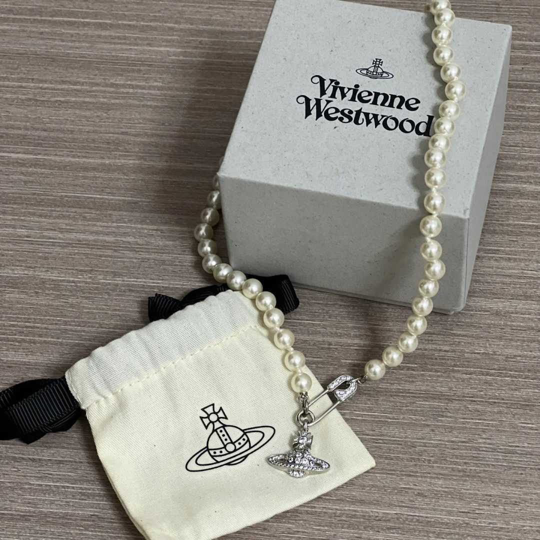 Western Empress Dowager's Pearl Necklace Women's High Edition Full Diamond Pin Collar Chain
Western Empress Dowager's Pearl Necklace Women's High Edition Full Diamond Pin Collar Chain
