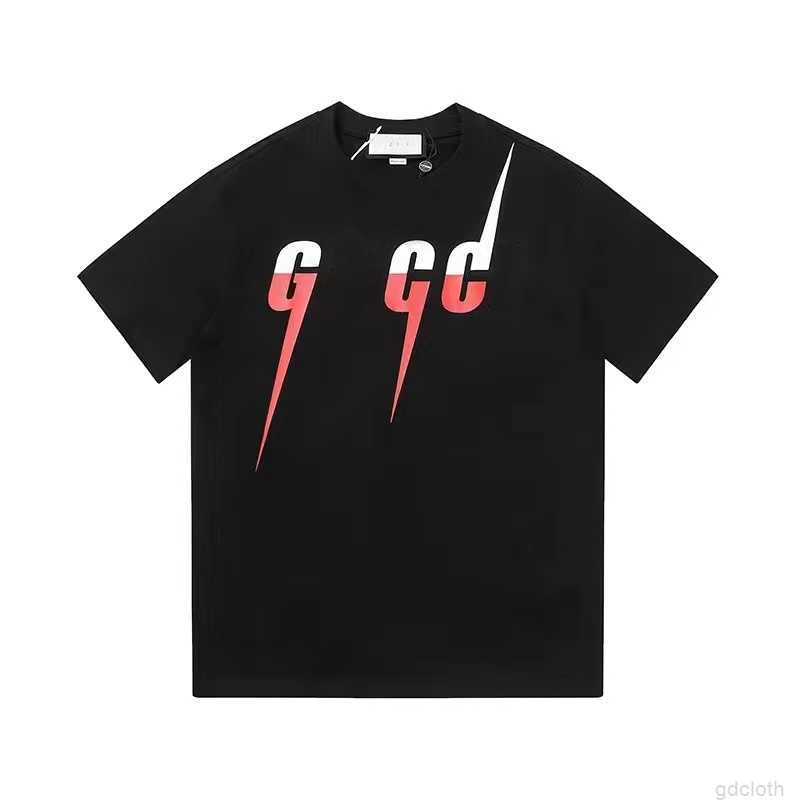 Luxury TShirt Mens Women Designer T Shirts Short Summer Fashion Casual with Brand Letter High Quality Designers t-shirt Wholesale Price, No.15
Luxury TShirt Mens Women Designer T Shirts Short Summer Fashion Casual with Brand Letter High Quality Designers t-shirt Wholesale Price, No.15