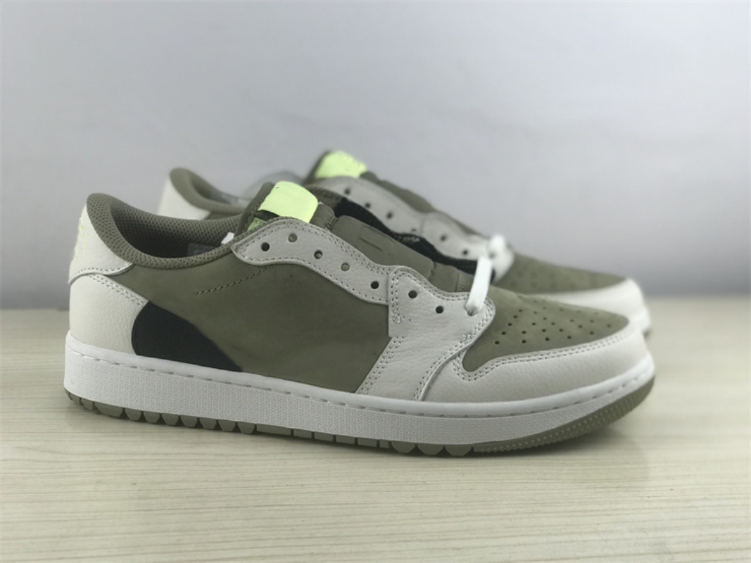 Basketball Shoes Jumpman 1 LOW Golf Olive SP TS SP OG Men Women Sport Sneaker With Original Box
Basketball Shoes Jumpman 1 LOW Golf Olive SP TS SP OG Men Women Sport Sneaker With Original Box