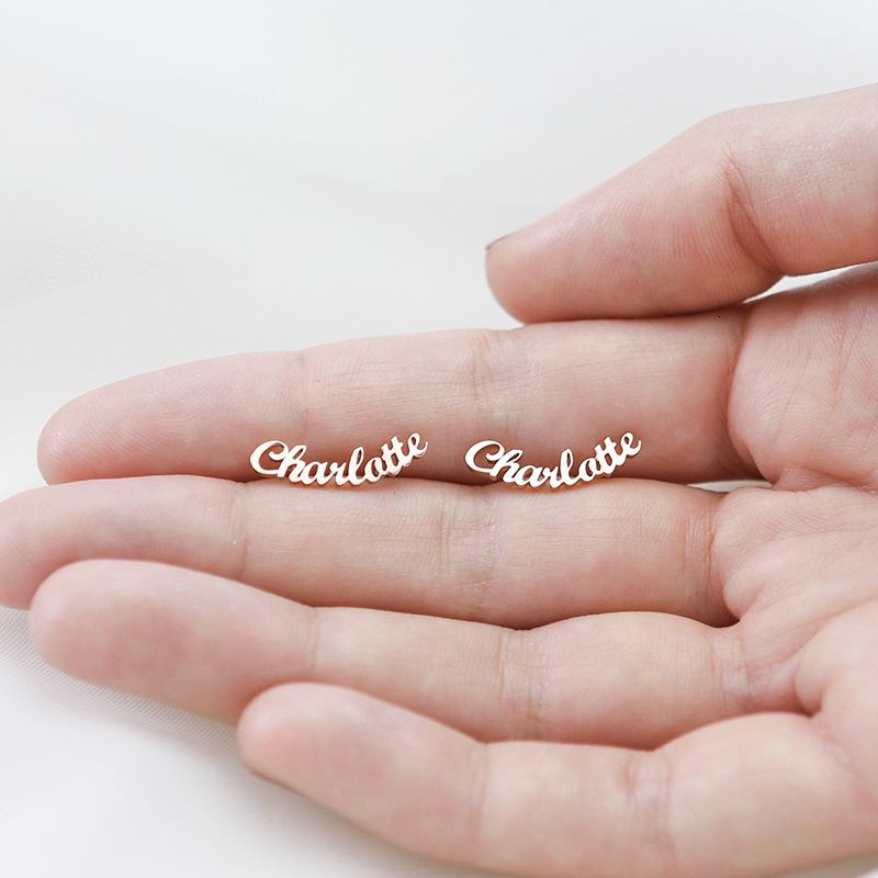 Hoop Huggie DODOAI Zircon Name Earrings Nameplate Stud Earring For Women Personalized Custom Letter CZ Curved BFF 230707