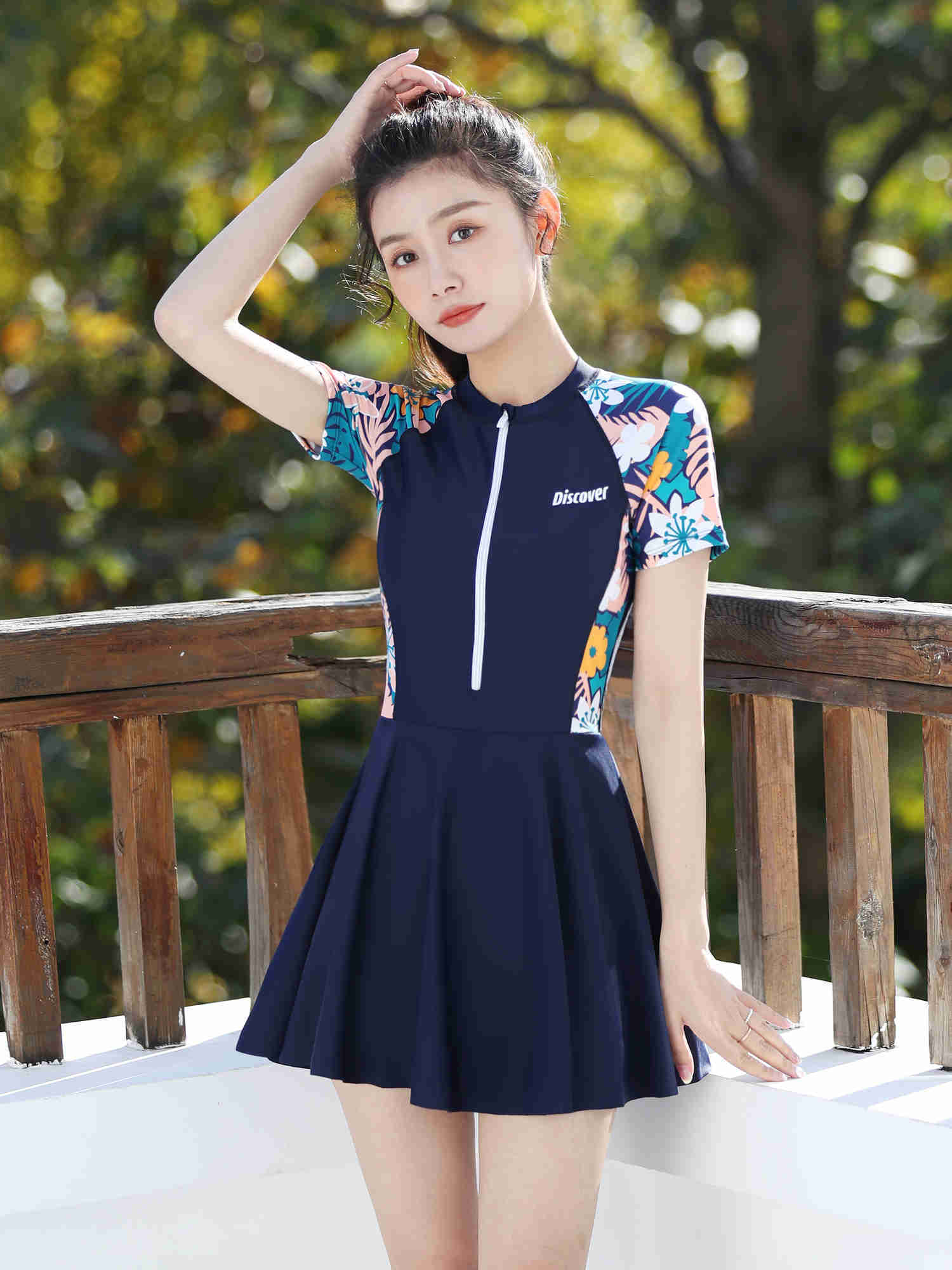 Women's Swimwear Swimwear Women's 2023 New Summer Shady Meat Slim One Piece Women's Conservative Large Slim Swimwear Girls' Swimwear, Tibetan blue flowers+mobile phone bag
Women's Swimwear Swimwear Women's 2023 New Summer Shady Meat Slim One Piece Women's Conservative Large Slim Swimwear Girls' Swimwear, Tibetan blue flowers+mobile phone bag