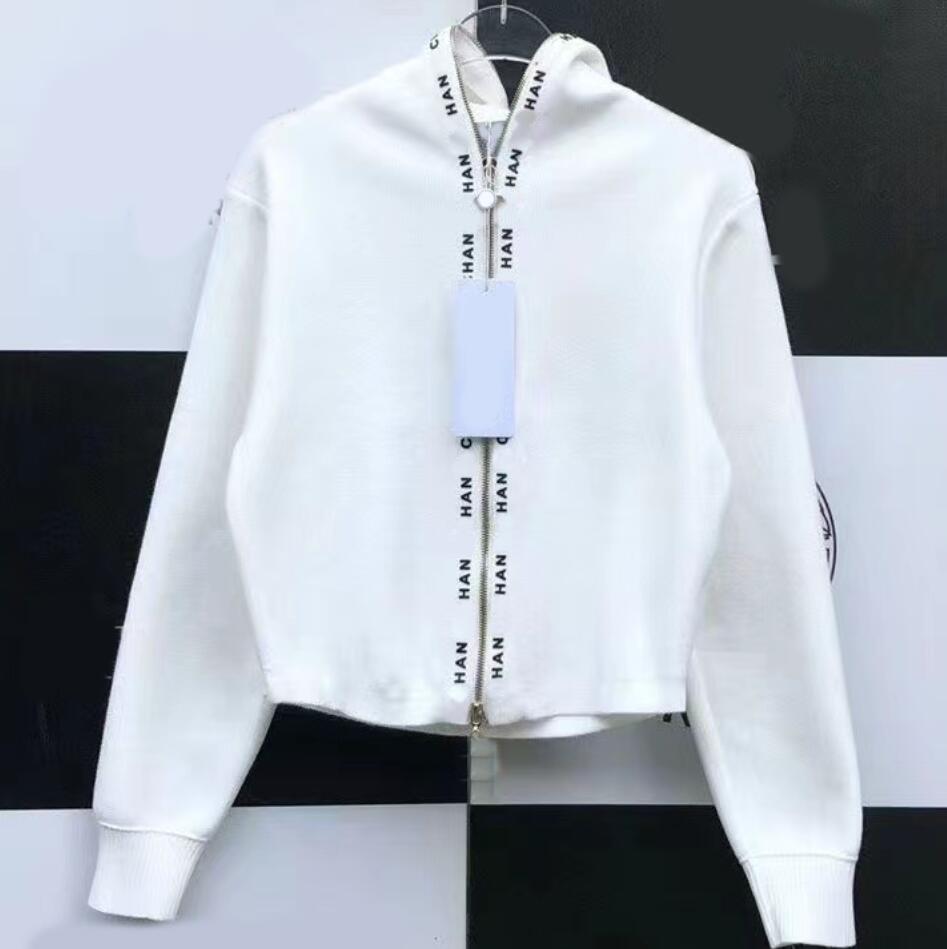 Fall Designer women knits High-end luxury black and white hooded zipper letter embroidered jacket S
Fall Designer women knits High-end luxury black and white hooded zipper letter embroidered jacket S