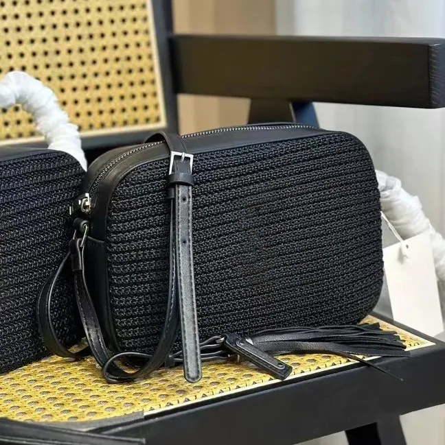 summer Genuine leather Luxury Designer camera bags for womens mens wash Straw fashion Totes Shoulder bag Cross Body travel sport city Raffias handbags Clutch bag, Black gold
summer Genuine leather Luxury Designer camera bags for womens mens wash Straw fashion Totes Shoulder bag Cross Body travel sport city Raffias handbags Clutch bag, Black gold