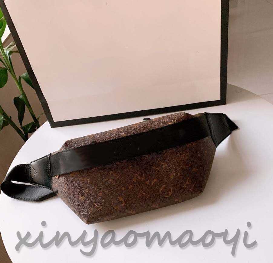 High quality luxury crossbody waist bag Designer Shoulder Bag Designer men's waist bag classic fashion presbyard print V101524- 101523
High quality luxury crossbody waist bag Designer Shoulder Bag Designer men's waist bag classic fashion presbyard print V101524- 101523