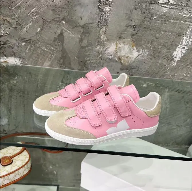 AMI Shoes Designer Runway Shoes Isabel Paris Marant Sneakers Beth Grip-strap Leather Low-top Beth Logo Leather Sneakers Fashion Designer Isabel Trainers, Color5
AMI Shoes Designer Runway Shoes Isabel Paris Marant Sneakers Beth Grip-strap Leather Low-top Beth Logo Leather Sneakers Fashion Designer Isabel Trainers, Color5