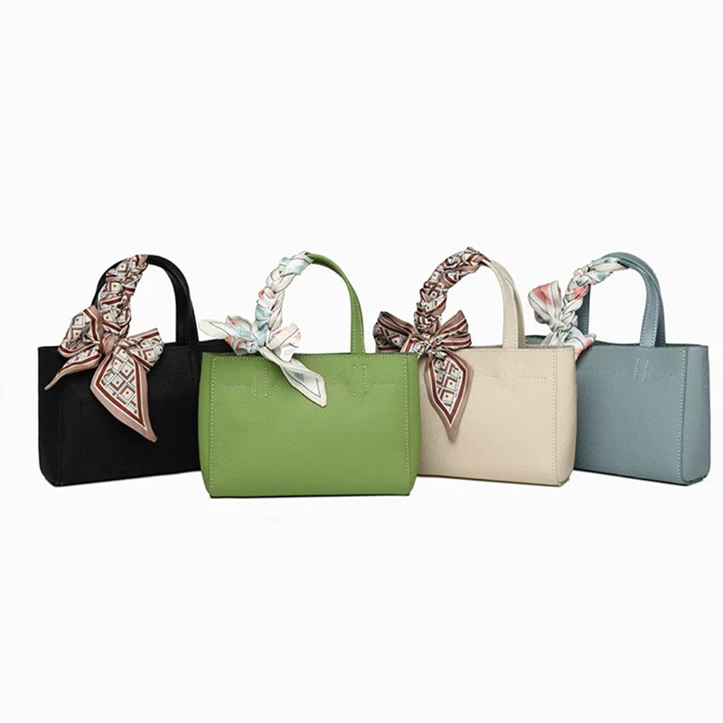 High-quality fashion summer fresh mini Tote bag simple leather crossbody bag women high-grade hand bill shoulder bag
High-quality fashion summer fresh mini Tote bag simple leather crossbody bag women high-grade hand bill shoulder bag