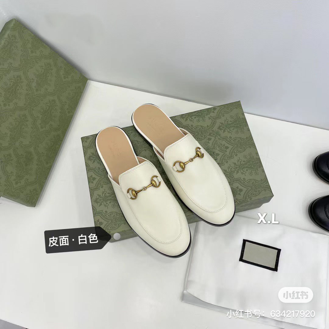 Designer luxury baotou half slippers women dermis fashion casual outside wearing Shama with buckle lazy loafers flat sandal
Designer luxury baotou half slippers women dermis fashion casual outside wearing Shama with buckle lazy loafers flat sandal