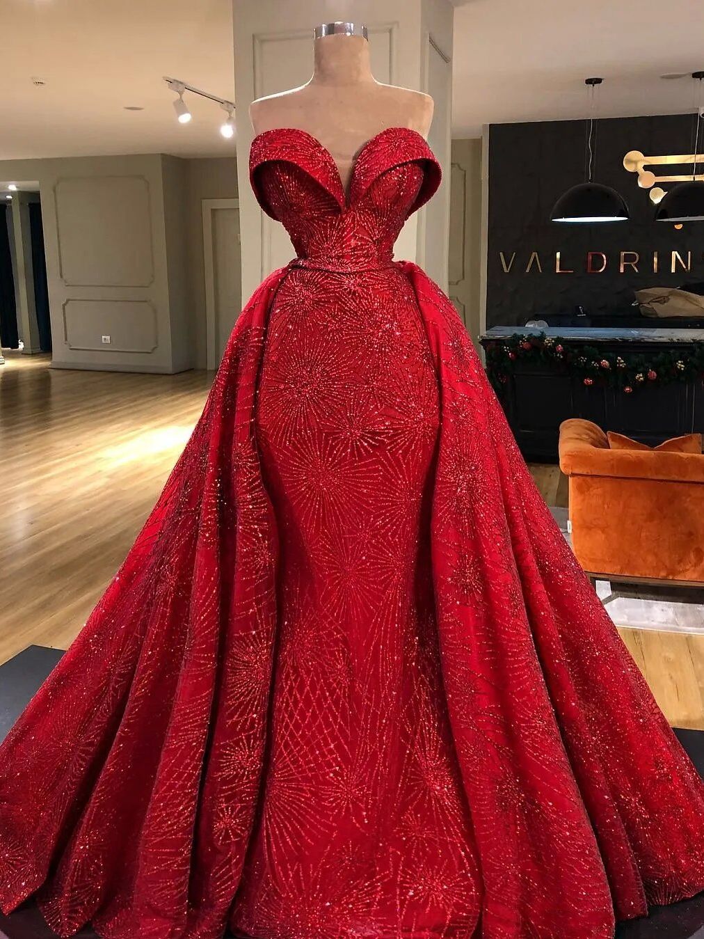 Sparkly Red Evening Gowns With Detachable Train Sweetheart Neck Custom Made Pageant Prom Dresses Formal Ocn Dress