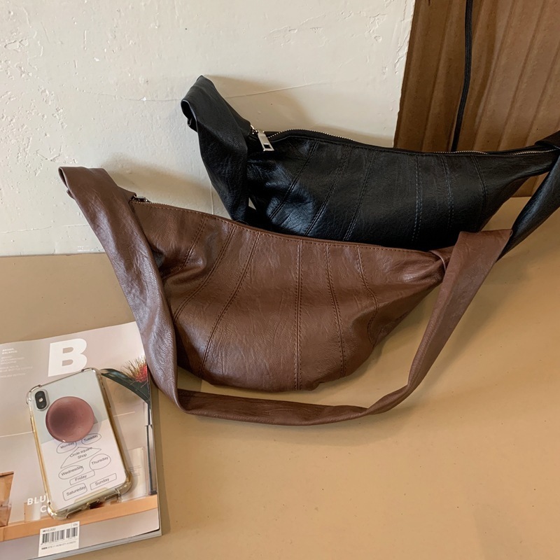 Evening Bags Fashion Black Dumpling Bag Women s Crossbody 2023 Croissant Vintage Premium Sense Waist Casual Shoulder 230711