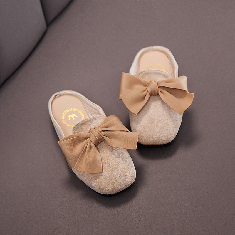 Slipper Girls Sandals Summer Kids Fashion Princess Korean Style Non-slip Solid Beige with Bow Cute Slippers Drop Low Heels 230710