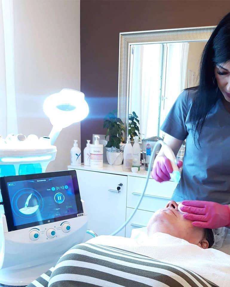 Facial Spa Skin Rejuvenation 7 in 1 H2O2 Small Bubble Aqua Peel Facial Machine Oxygen Jet Water Beauty Equipment Machine