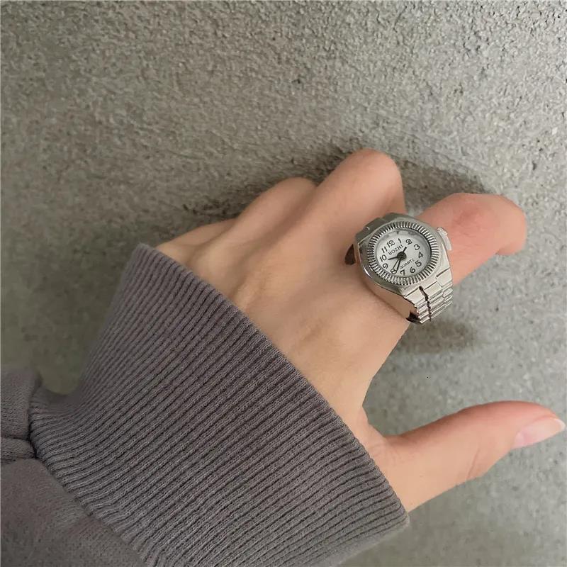 Wedding Rings Mini Finger Watch Neutral Elastic Strap Alloy Watche Couple Jewelry Clock Retro Roman Quartz Ring Punk Vintage 230710