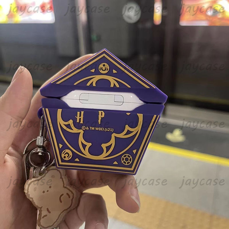 Luxury Earphone Accessories Fashion Chocolate Frog Letter Case Creative HP Magic Box Designer Headphone Cushions For AirPods 1 2 3 Pro Cases
Luxury Earphone Accessories Fashion Chocolate Frog Letter Case Creative HP Magic Box Designer Headphone Cushions For AirPods 1 2 3 Pro Cases
