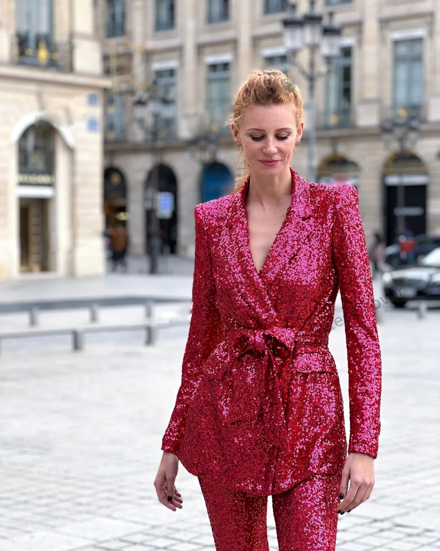 Fuchsia Sequins Mother of the Bride Suits 2 Pieces Classic Fit Womens Tuxedos With Belt Ladies Modern Outfit Sets