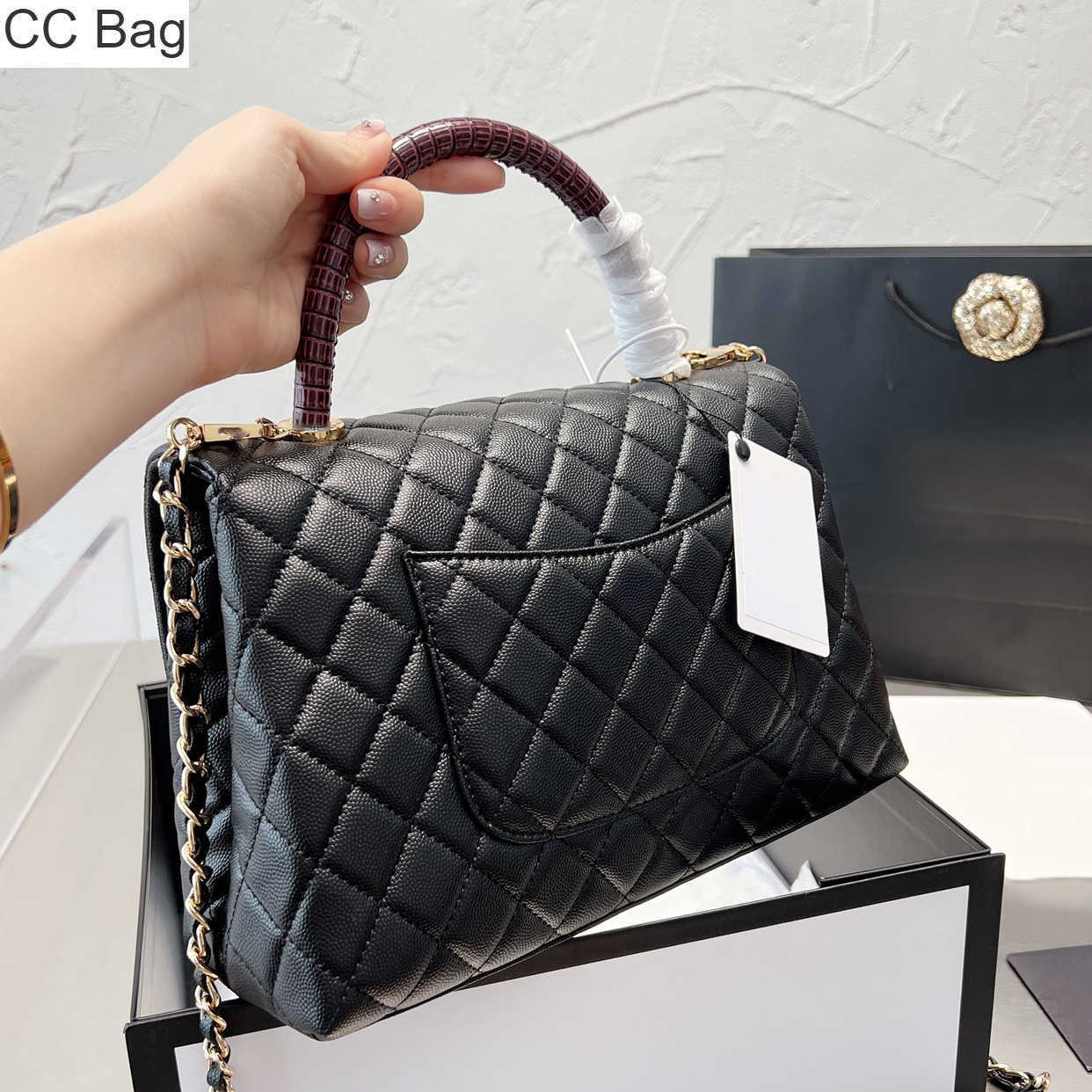 10A CC Bag Totes Selzburg Ss Mermaid Pearl Caviar Tote Bag Calfskin Classic Quilted Hardware Chain Luxury CoCo handle Crossbody Bags Designer Luxury, Blue
10A CC Bag Totes Selzburg Ss Mermaid Pearl Caviar Tote Bag Calfskin Classic Quilted Hardware Chain Luxury CoCo handle Crossbody Bags Designer Luxury, Blue