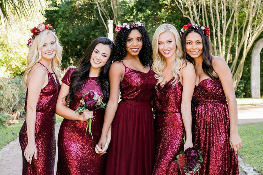 2023 Elegant Mismatched Burgundy Sequins Tulle Long Bridesmaid Dresses Country Style Wedding Dress Custom Made Beach junior Bridesmaid Gown