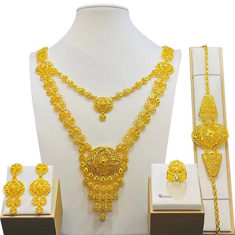 Bracelet Earrings Necklace Africa 24K Gilded Jewelry Set Dubai Wedding Necklace Earrings Nigerian Women Indian Bride 4PCS Set Party Gift 230711