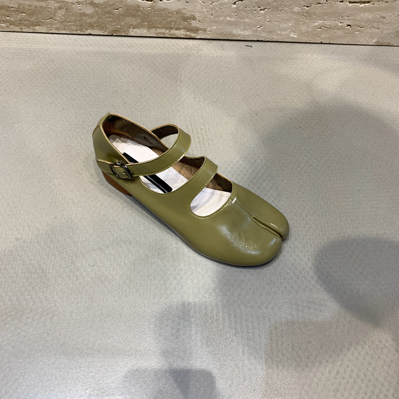 Dress Shoes Spring PU Tabi Ninja Moccasins Round Split Toe Shallow Women Single Shoes Slip on Female Casual Soft Loafers 02 230710