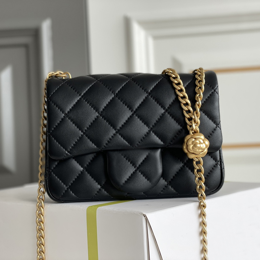 designer bag Luxury Chain bag Lady Flap bag Genuine leather Shoulder bag Delicate knockoff Super_bagss With Box YC076
designer bag Luxury Chain bag Lady Flap bag Genuine leather Shoulder bag Delicate knockoff Super_bagss With Box YC076