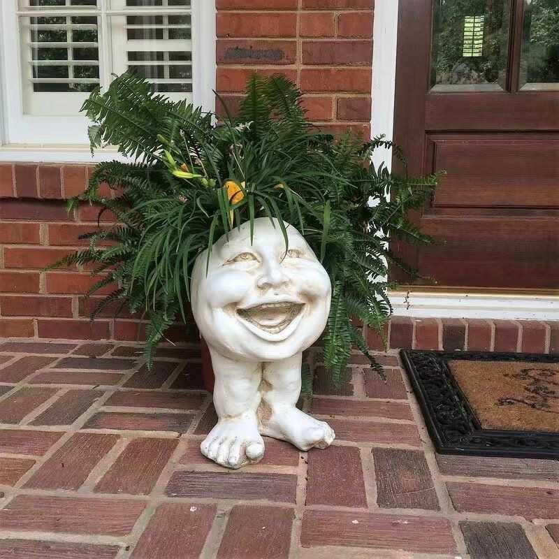 In StockMuggly's The Face Garden Statue Planter Outdoor Garden Home styles Antique White Grumpys Granny The Muggly Face Statue L230620