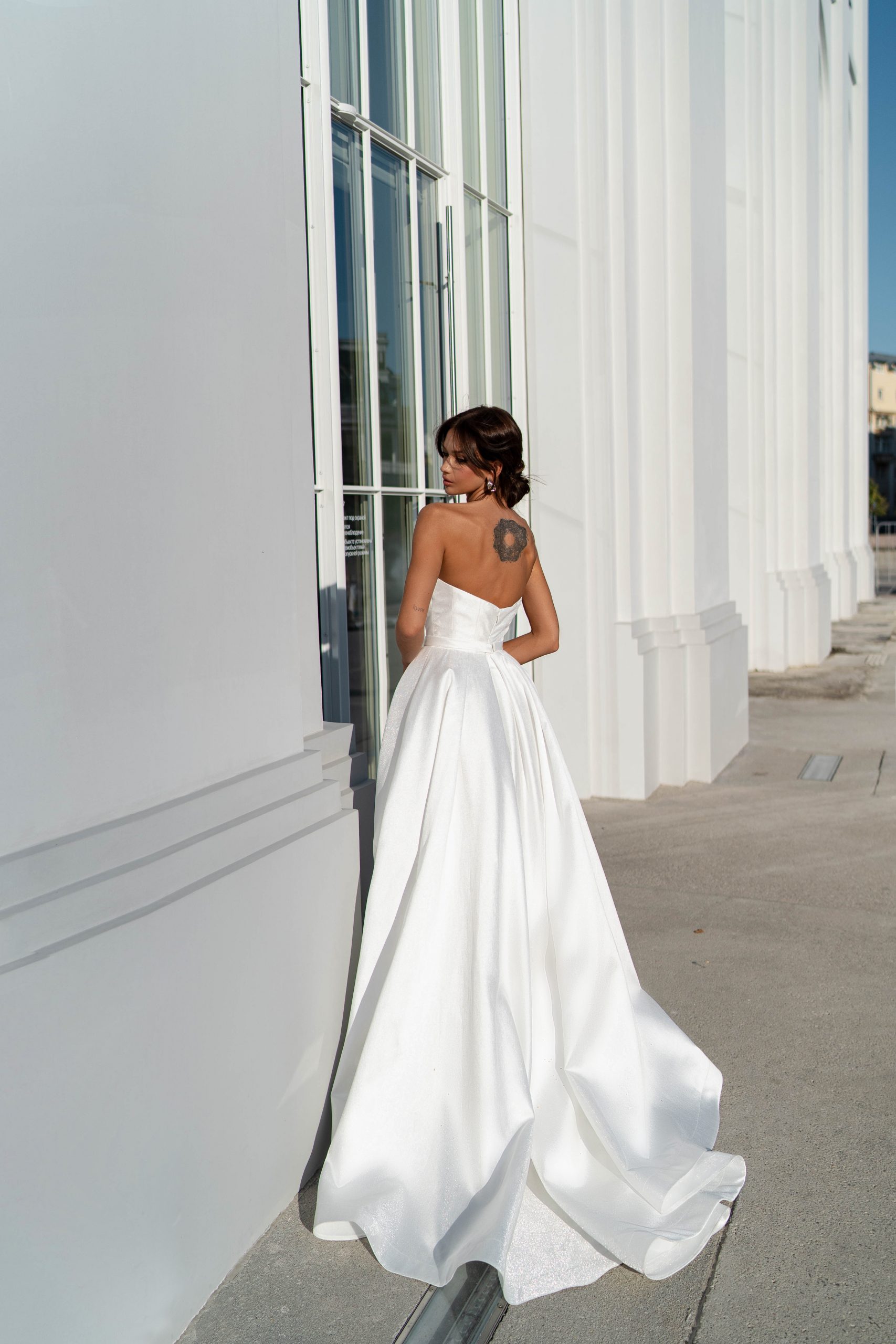 Sexy A E Dresses For Bride Sweetheart Wedding Dress Backless Ruched Long Designer Bridal Gowns Sweep Train 6660306