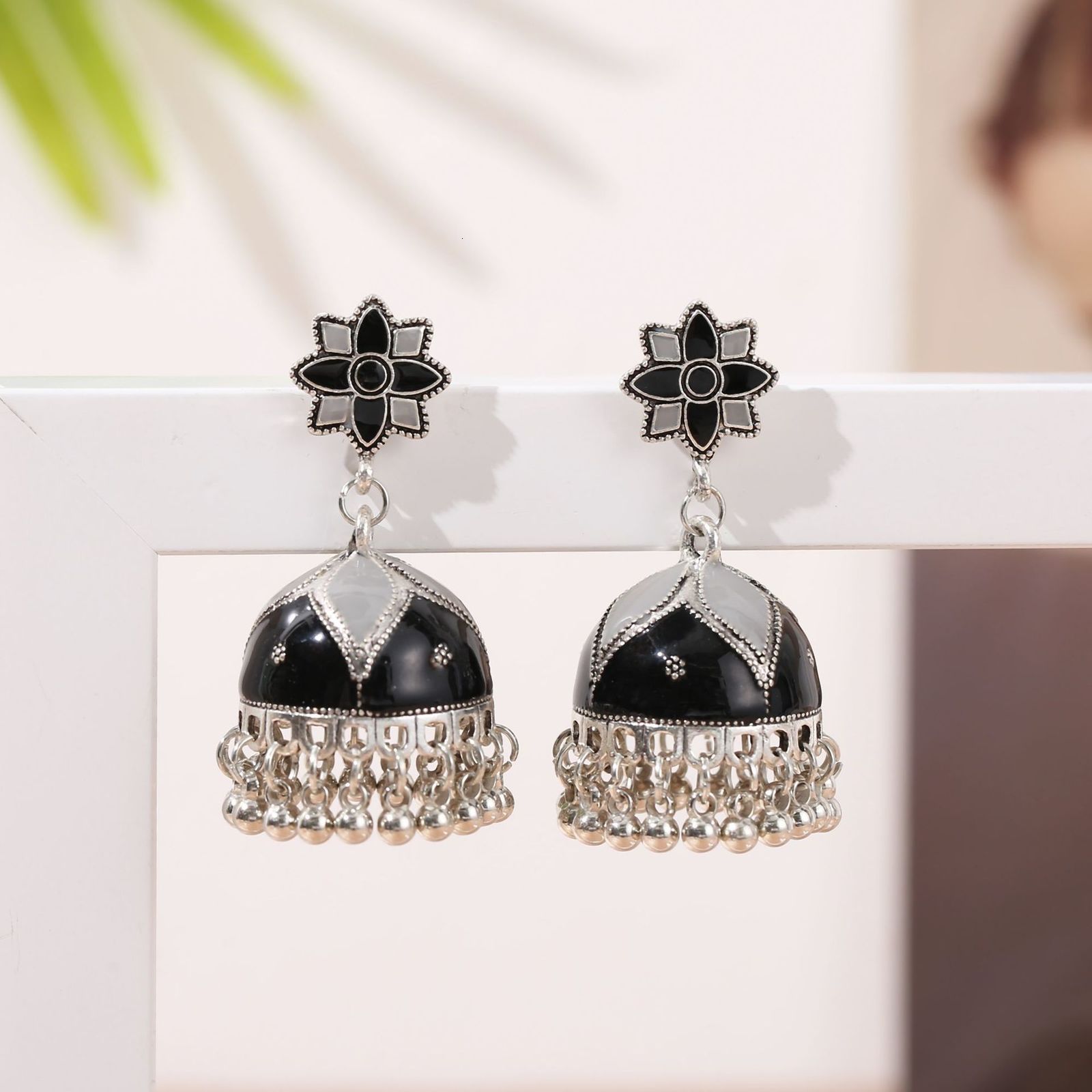 Stud Multi color Cage Bell Earrings Exaggerated Ethnic Wind Alloy Tassel for Women 230710