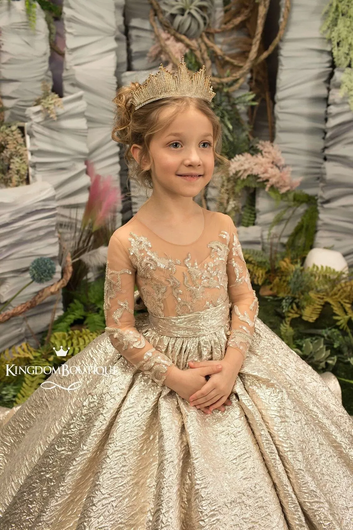 Gold Wer Girl Dress Princess Illusion Sleeve With Bow Buttons Luscious Skirt Birthday Wedding Party Kids Bridesmaid Custom Made Bc15260 0218