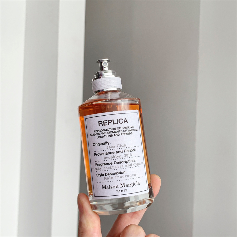 Neutral perfume women mens cologne 100ml Margiela Jazz Club Lazy Sunday Morning Sailing Day Fresh Floral Fragrance good smell free delivery
Neutral perfume women mens cologne 100ml Margiela Jazz Club Lazy Sunday Morning Sailing Day Fresh Floral Fragrance good smell free delivery