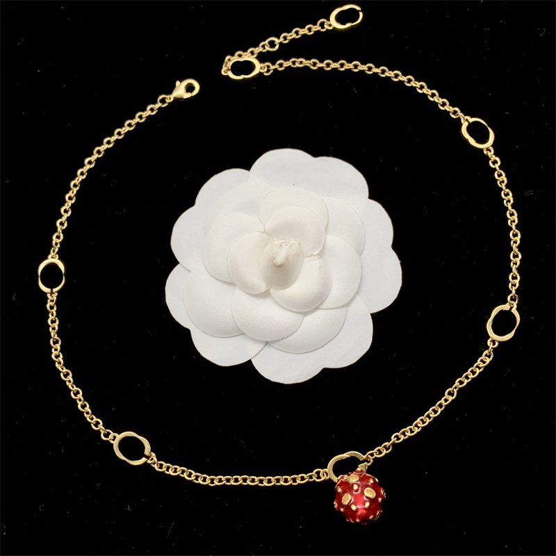 Designer Luxury Women Necklaces Cuban Choker Collares Punk Vintage Link Chain For Women Pendant Necklace Gold Silver Jewelry Accessories
Designer Luxury Women Necklaces Cuban Choker Collares Punk Vintage Link Chain For Women Pendant Necklace Gold Silver Jewelry Accessories