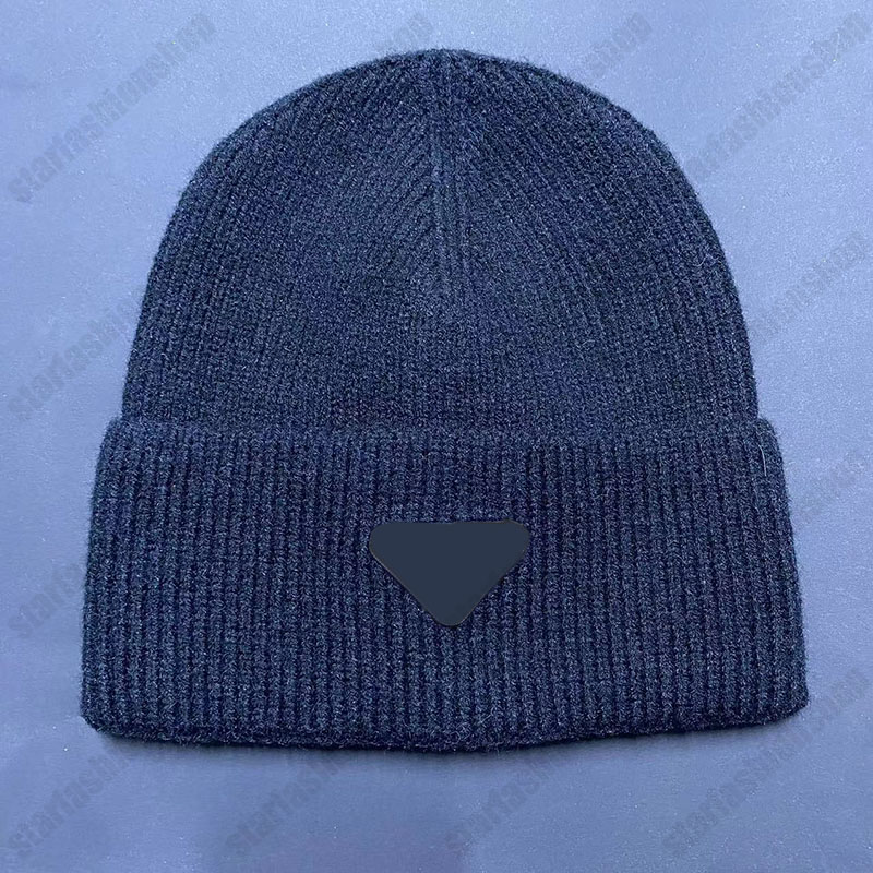 Designer Beanie knitted wool hat pure cotton hat windproof cold resistant fashionable for indoor and outdoor wear hat can be given as a gift perfect, Ivory
Designer Beanie knitted wool hat pure cotton hat windproof cold resistant fashionable for indoor and outdoor wear hat can be given as a gift perfect, Ivory