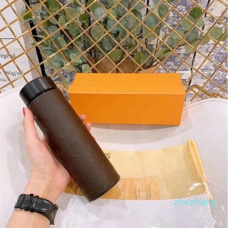 2023- Water Bottle Cup Temperature Display Lids Luxurys Designers Stainless Steel Tumbler Coffee Tea Cup Insulation Bottles Women Men