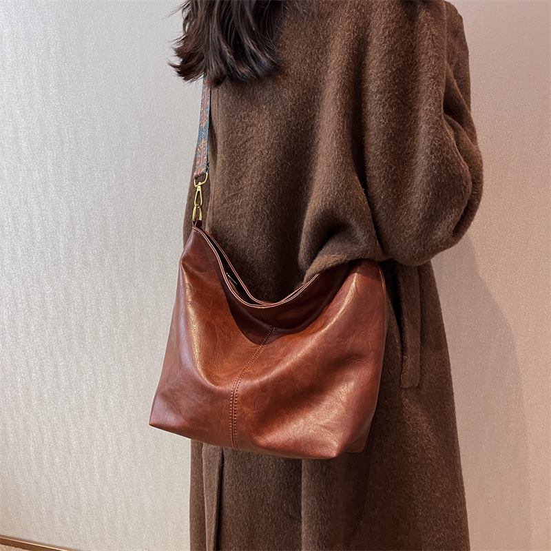 Evening Bags IKE MARTI Women Vintage Crossbody Bag Geometric Strap Hobo 2023 Large Capacity Shoulder for Work School Handbag 230711
