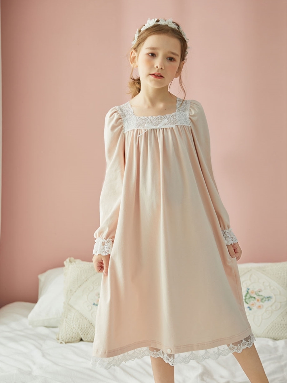 Pajamas Cute Children Girl's Pink Princess Sleepshirts Royal Style Lace Square Neck Nightgowns Vintage Toddler Kids Nightdress Sleepwear 230711