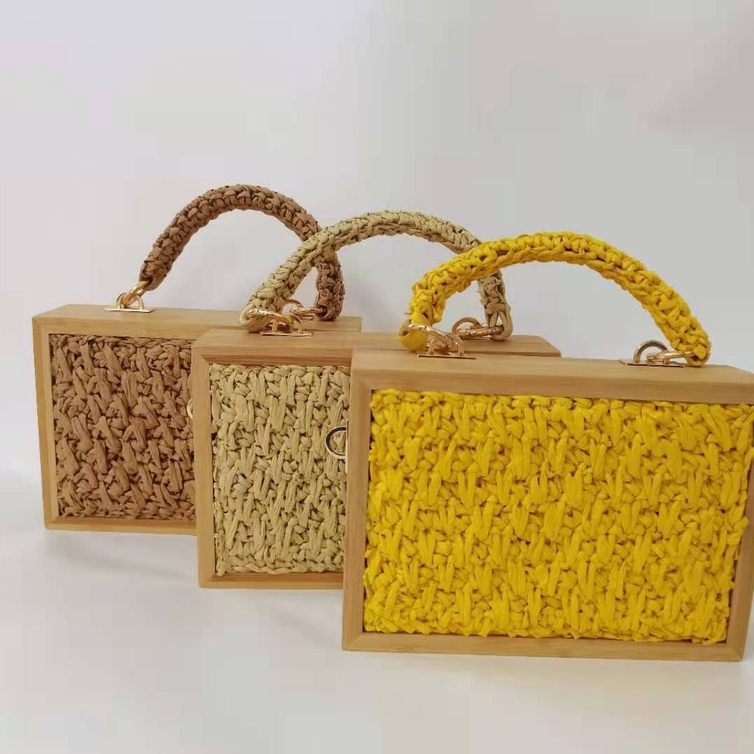 Evening Bags 2023 Summer Beach Bamboo Tassel Straw Woven Bag Cross body Single Shoulder Handag Rattan Rope Square Chain Strap Box 230711