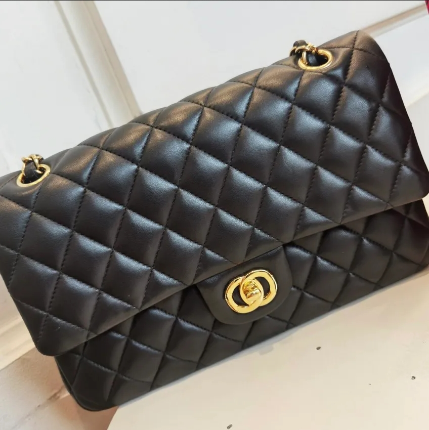Designer Handbag Shoulder Cross Body Chain Bag Clutch Flap Totes Bags Wallet Check Velour Thread Purse Double Letters Solid Hasp Waist Square Stripes Women, 3 white
Designer Handbag Shoulder Cross Body Chain Bag Clutch Flap Totes Bags Wallet Check Velour Thread Purse Double Letters Solid Hasp Waist Square Stripes Women, 3 white