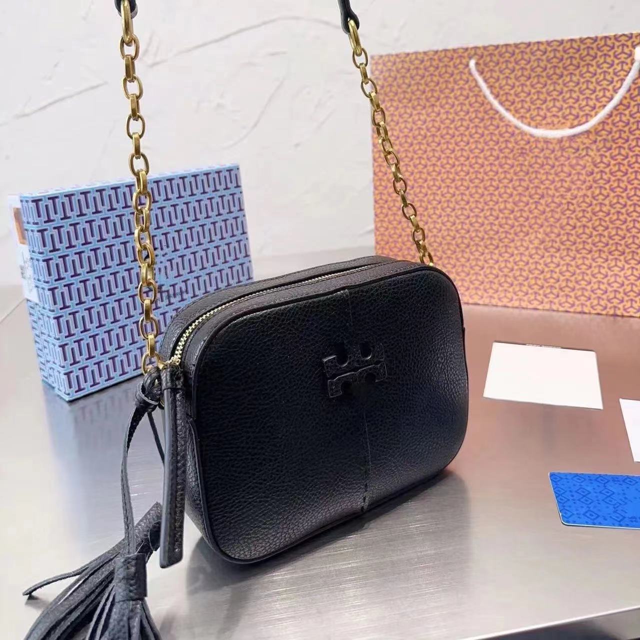 2023 Top Quality Handbags Wallet Handbag Women Handbags Bags Crossbody Soho Bag Disco Shoulder Bag Fringed Messenger Bags Purse, Customize
2023 Top Quality Handbags Wallet Handbag Women Handbags Bags Crossbody Soho Bag Disco Shoulder Bag Fringed Messenger Bags Purse, Customize