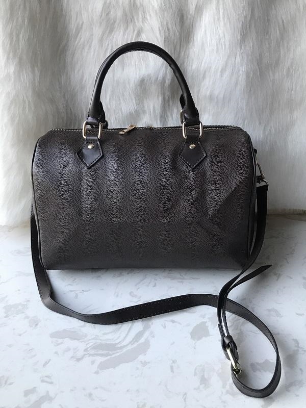 AAA fashion louiseitys designer bag luxurys handbag vuttonse M41113 speedy bandouliere bag crossbody shoulder bag designer handbag top quality letter pillow bag, White plaid
AAA fashion louiseitys designer bag luxurys handbag vuttonse M41113 speedy bandouliere bag crossbody shoulder bag designer handbag top quality letter pillow bag, White plaid