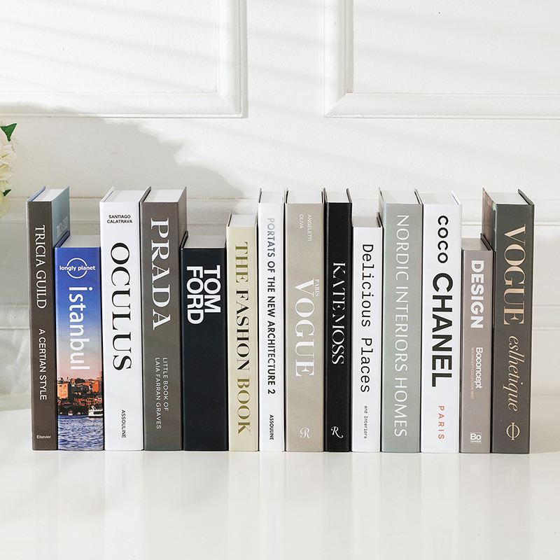 Decorative Objects 3pcsSet Fashion Fake Books Decoration Luxury Decorative Book Designer Living Room Decoration Simulation Books Home Decor Gifts 230516
Decorative Objects 3pcsSet Fashion Fake Books Decoration Luxury Decorative Book Designer Living Room Decoration Simulation Books Home Decor Gifts 230516