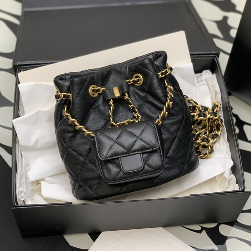 Designer Backpack Calfskin Shoulder Bag Chain Schoolbag 10A Diamond Lattice Crossbody Bags With Box C141, Multi-color
Designer Backpack Calfskin Shoulder Bag Chain Schoolbag 10A Diamond Lattice Crossbody Bags With Box C141, Multi-color