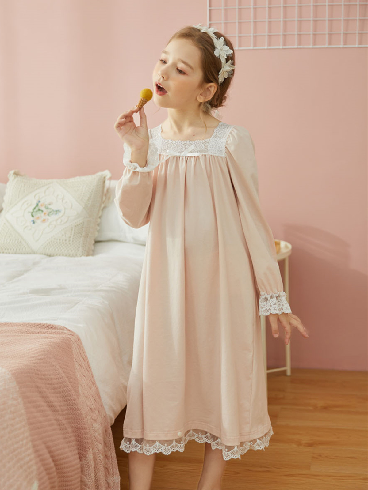 Pajamas Cute Children Girl's Pink Princess Sleepshirts Royal Style Lace Square Neck Nightgowns Vintage Toddler Kids Nightdress Sleepwear 230711